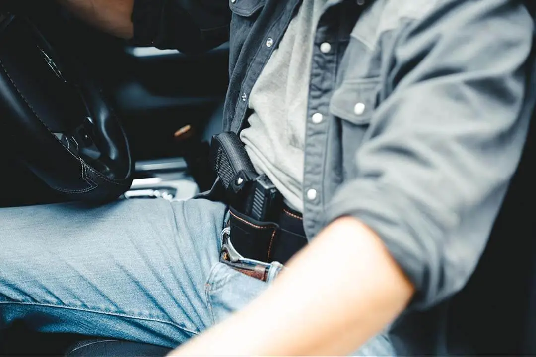 VNSH Holster with enhanced trigger guard